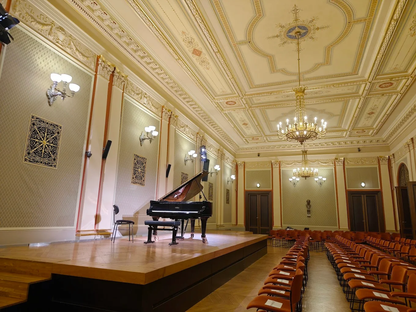 Rudolfinum - Sukova síň